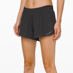 Lulu Lemon 4” hotty hot shorts